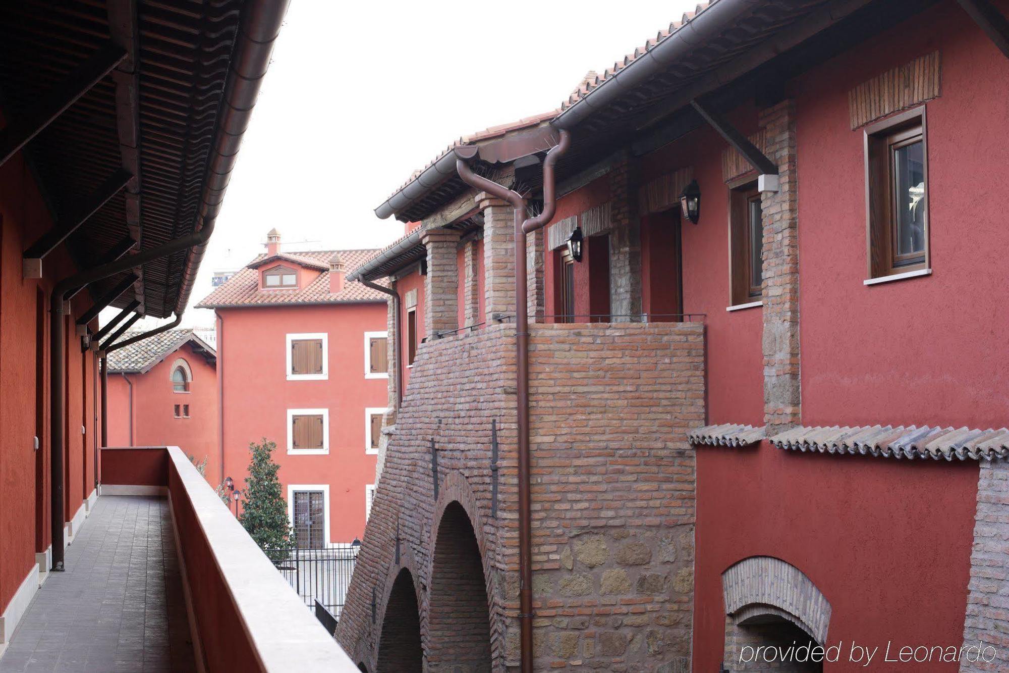 Borgo Papareschi Aparthotel Roma Esterno foto